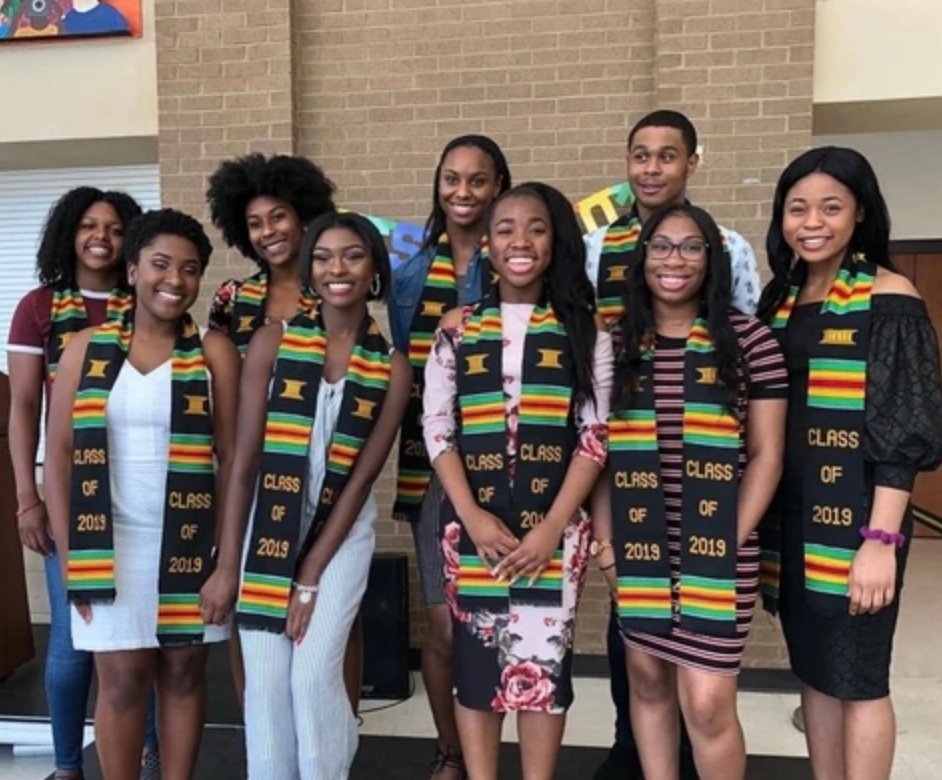 Donning of the Kente: More than a graduation tradition, a 'symbol of  achievement', Inside UNC Charlotte