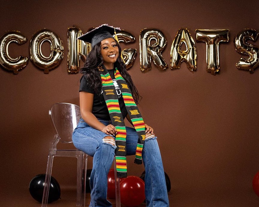 Who gets a graduation stole? Can anyone wear a graduation stole? – Sankofa  Edition™